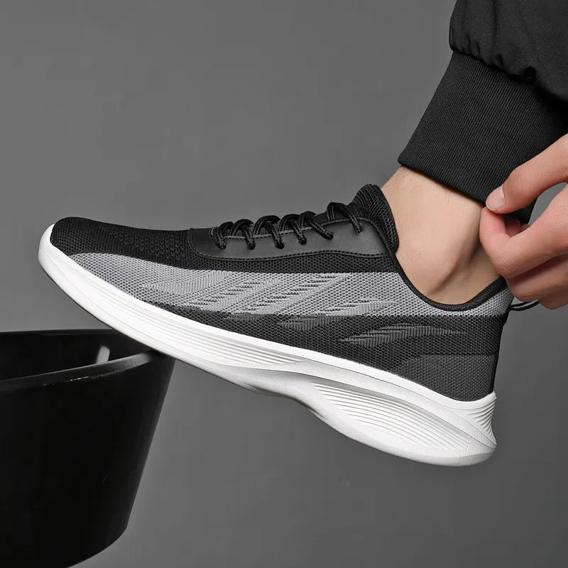 Lightweight Men’s Mesh Trainers – AirWave Sneakers with Cushioned Sole