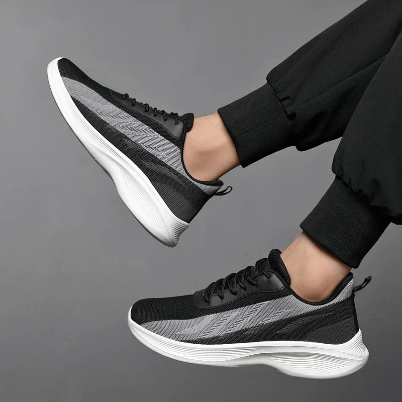 Lightweight Men’s Mesh Trainers – AirWave Sneakers with Cushioned Sole