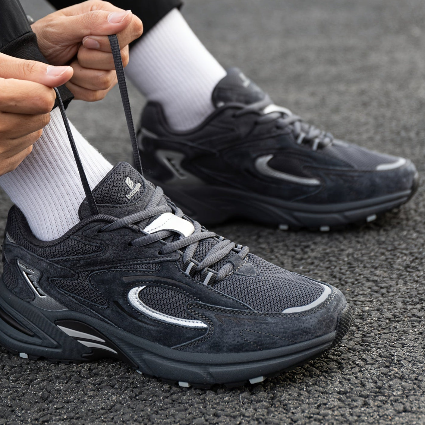Men’s Streetwear Sneakers – Comfortable Non-Slip Trainers for Everyday Wear